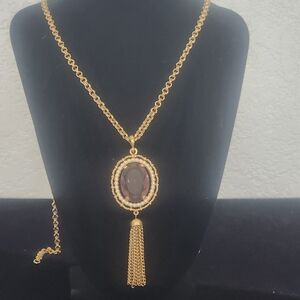 Elegant Gold and Purple Pendant Necklace
